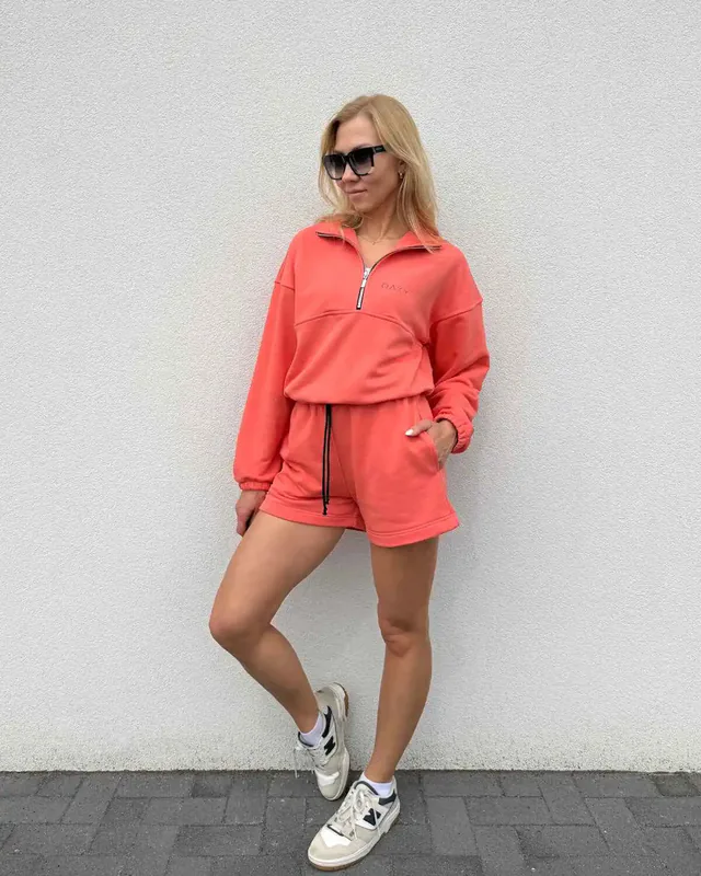 Moteriškas laisvalaikio kostiumas ZIP & SHORTS Coral
