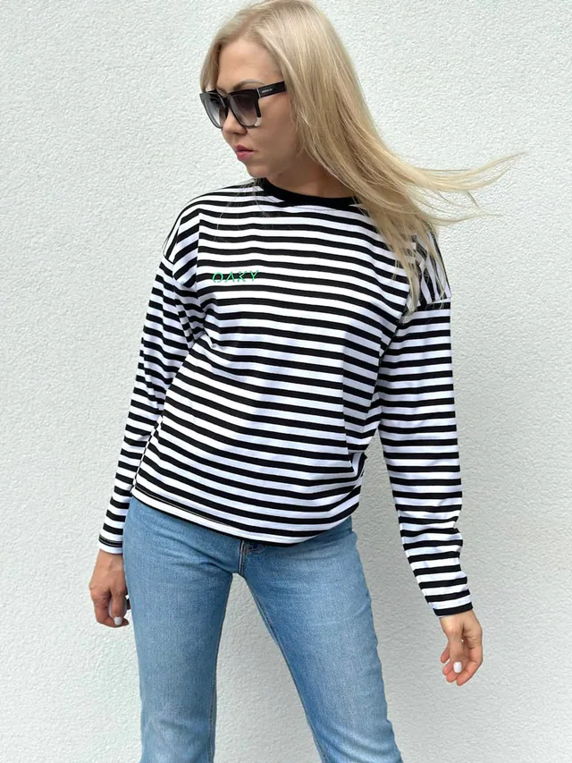Moteriška palaidinė Black Stripes