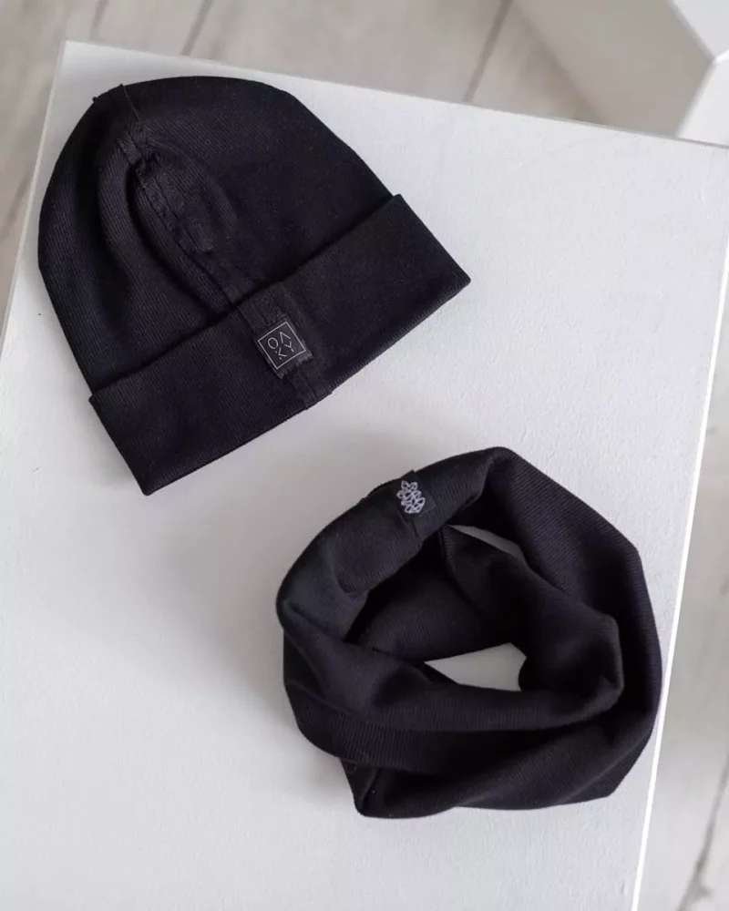 juoda rib vaikiška kepurė su mova