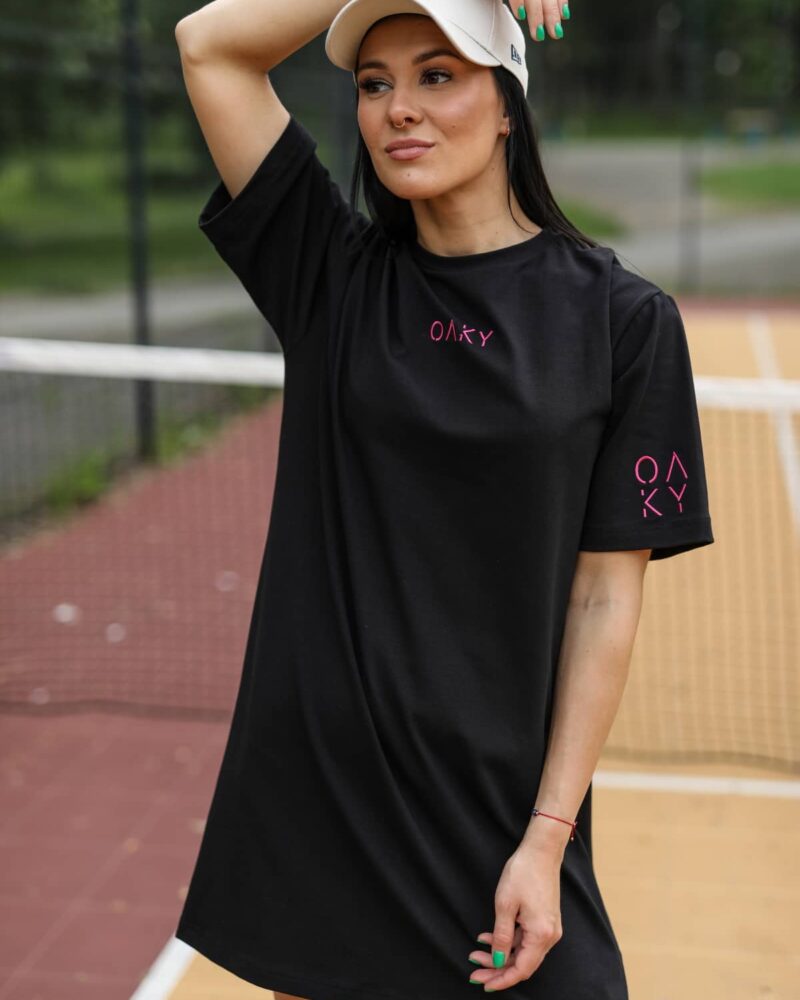 Marškinėlių tipo suknelė Black