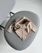 Rib kaklaskarė beige nude spalvos vaikams