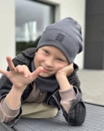 Grafito vaikiška kepurė su mova