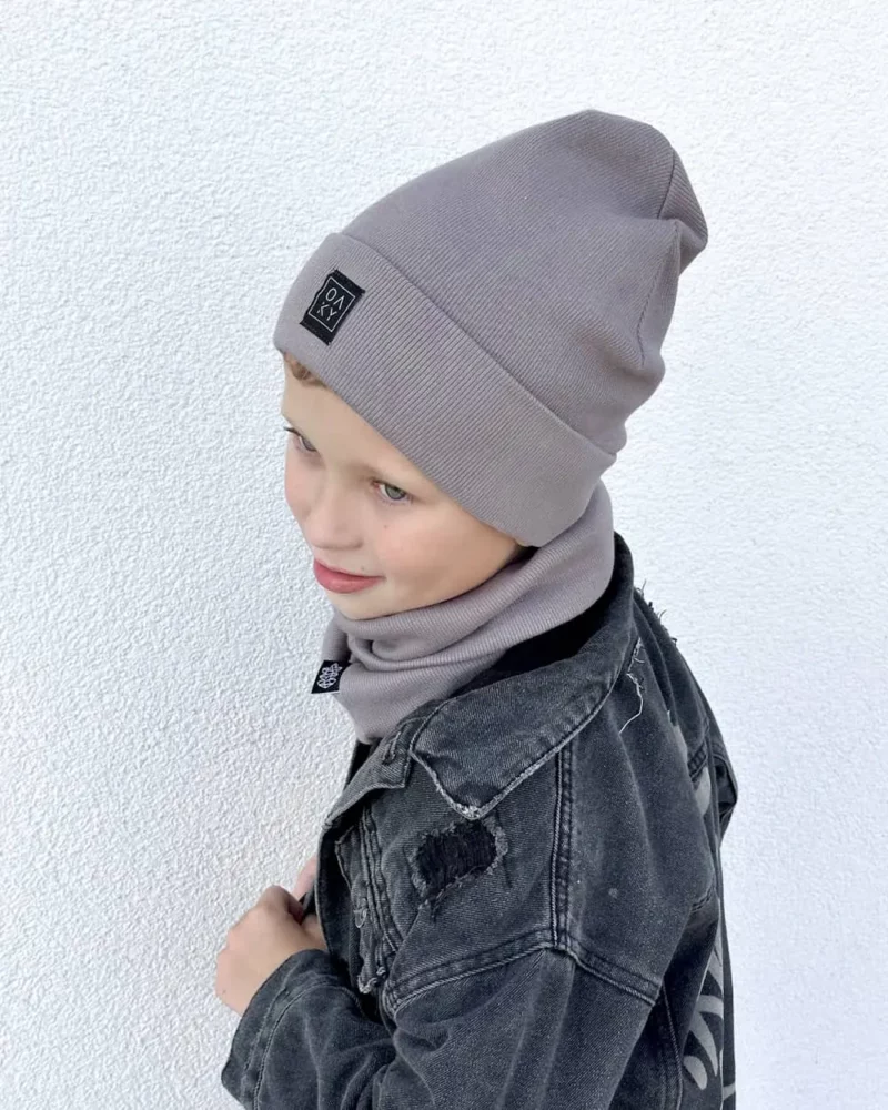 kakavinė kepurė su mova