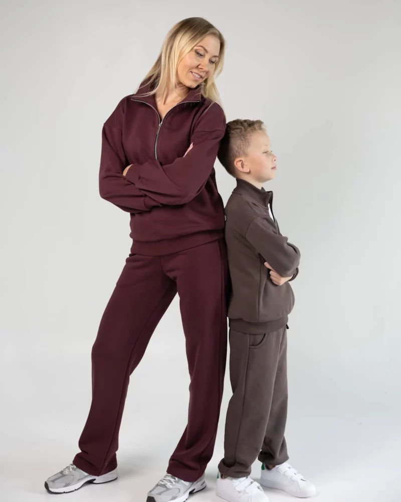 laisvalaikio kostiumai mamai ir vaikui