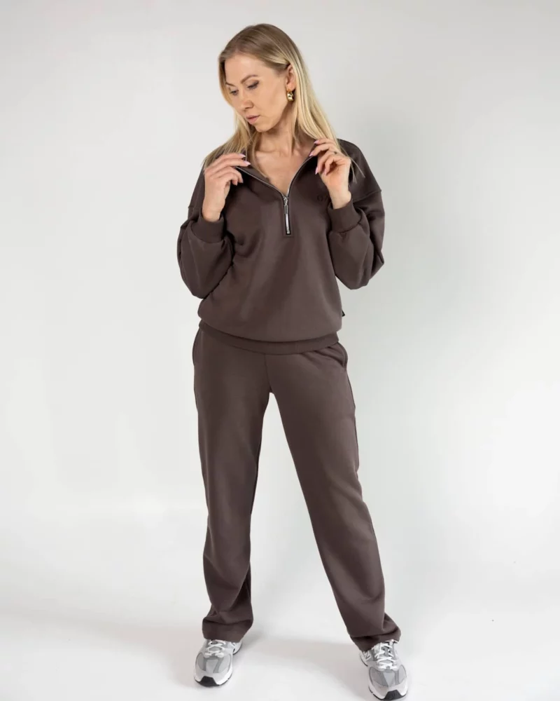 moteriškas laisvalaikio kostiumas coffee